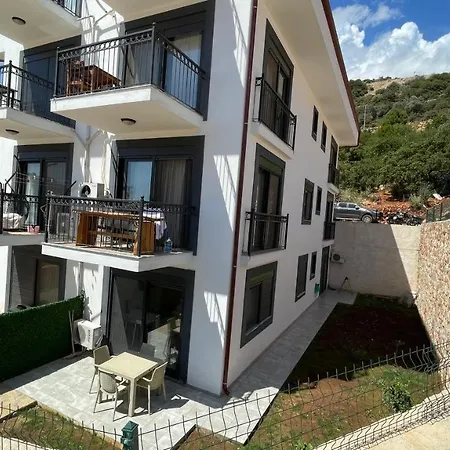 Ozy Garden Apartman Kaş